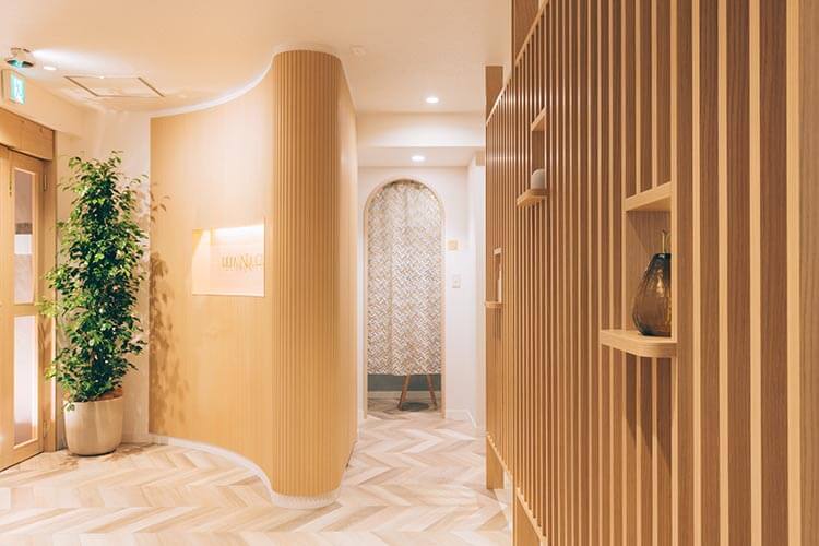 クリニック内通路