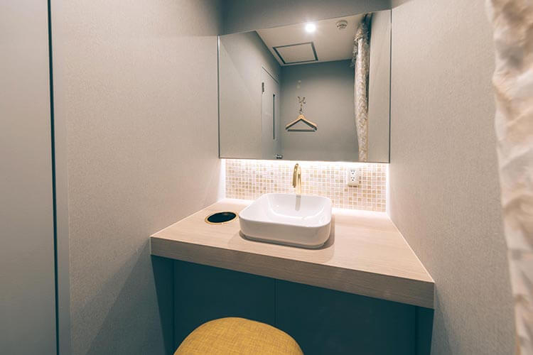 パウダールーム